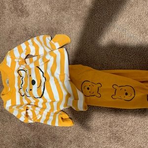 Disney Winnie The Pooh Long John Pajamas In Organic Cotton, size 2